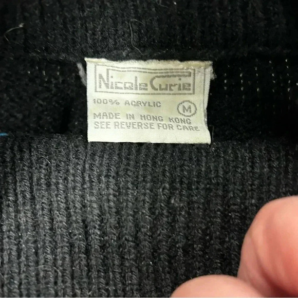Nicole Curie Womens Medium Black Sweater with Bright Color Embroidered Flowers - Picture 4 of 4